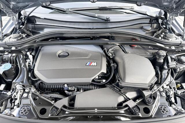 BMW 2-SERIE Gran Coupe M235 M-Pro / M-Stoelen / Panoramadak / Stoelverwarming / Head up Display / Harman Kardon Audio