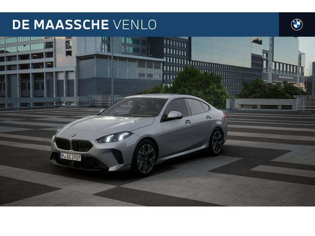 BMW 2-SERIE Gran Coupé 220 M Sport Automaat / Sportstoelen / Adaptieve LED / M Adaptief onderstel / Comfort Access / Parking Assistant / Stoelverwarming