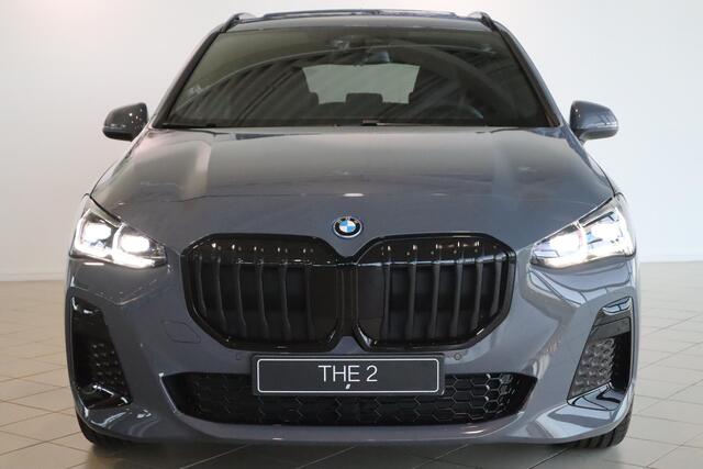 BMW 2-SERIE Active Tourer 225e xDrive M Sportpakket | Premium Pack | Travel Pack | Driving Assistant Plus