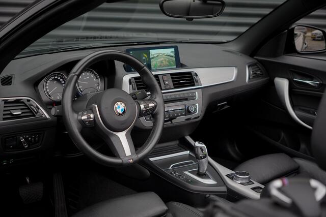 BMW 2-SERIE Cabrio 218i High Executive M-Sport / Aut / NL Auto / HiFi / Leder / Carplay