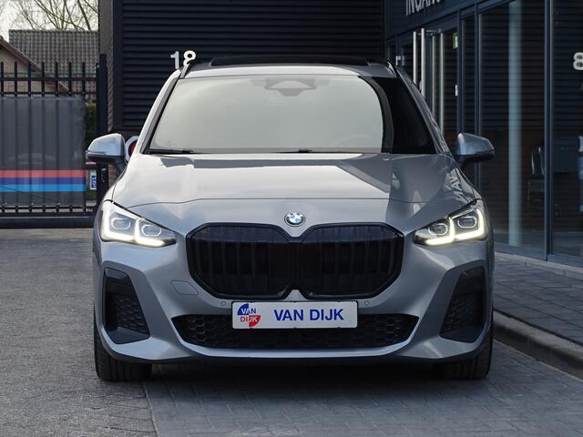 BMW 2-SERIE Active Tourer 218i M Sportpakket Pano.Dak Premium Pack Ada.Led Comfortsluiting Apple-Carplay 18'' LM Velgen