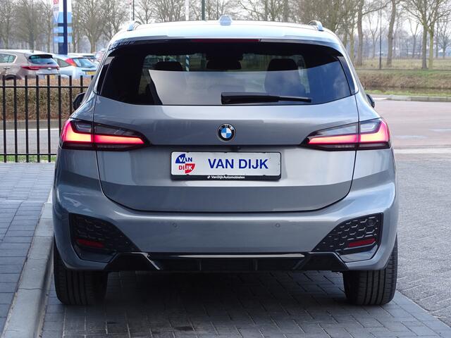 BMW 2-SERIE Active Tourer 218i M Sportpakket Pano.Dak Premium Pack Ada.Led Comfortsluiting Apple-Carplay 18'' LM Velgen