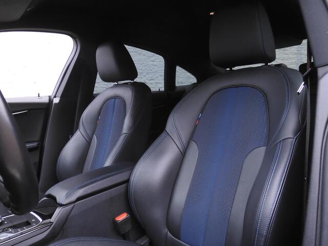 BMW 2-SERIE GRAN COUPE 220i M-SPORT/ PARKING PACK/ HiFi/ 19INCH NIEUWE VELGEN