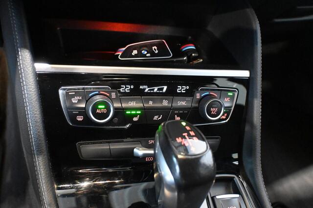 BMW 2-SERIE Active Tourer 218d Automaat Centennial High Executive Clima Cruise control Navigatie Leer Trekhaak LED Inruil mogelijk