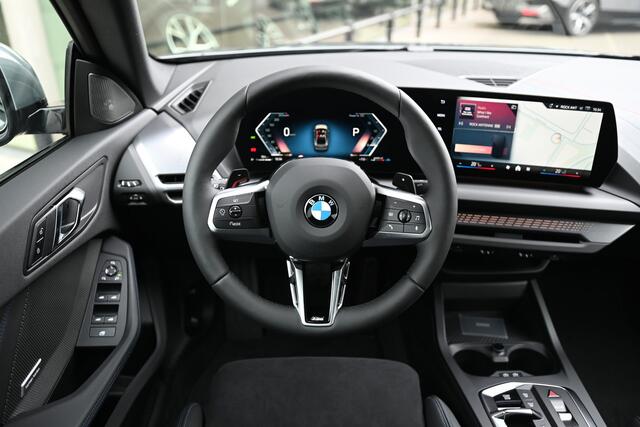 BMW 2-SERIE Gran Coupé 220 M Sport Automaat / Sportstoelen / M Adaptief onderstel / Adaptieve LED / Comfort Access / Parking Assistant
