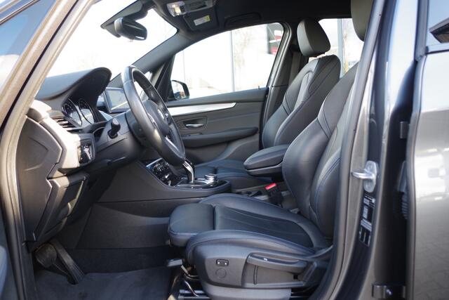BMW 2-SERIE Active Tourer 218i 141 PK Automaat M-Sport High Executive, Leder, Head-Up, Stoelverwarming