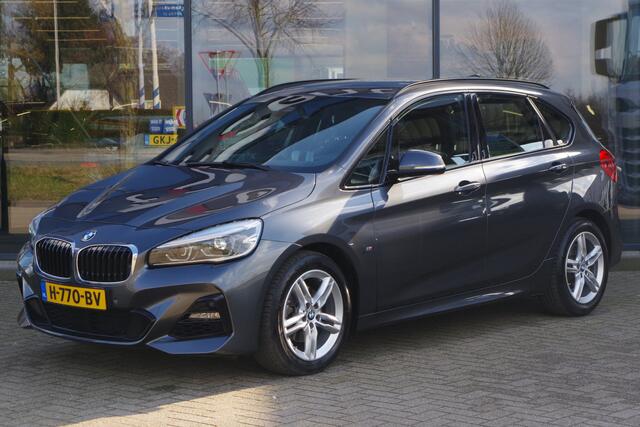 BMW 2-SERIE Active Tourer 218i 141 PK Automaat M-Sport High Executive, Leder, Head-Up, Stoelverwarming