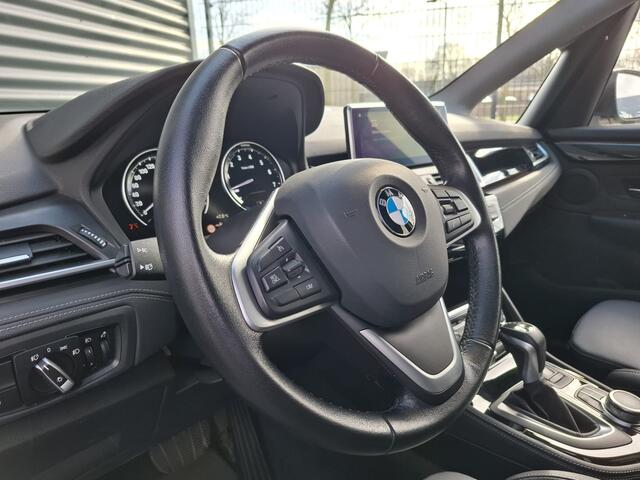 BMW 2-SERIE Active Tourer 225xe iPerformance Plug in Hybrid Dealer O.H. PHEV | Sportstoelen Verwarmd | LED Koplampen | Navigatie | Parkeersensoren Voor & Achter | Cruise Control | Climate Control |