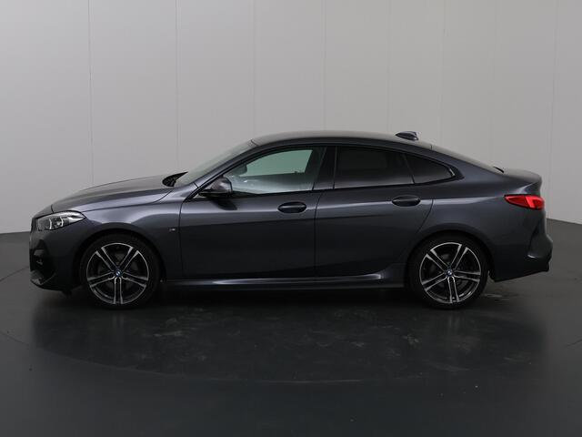 BMW 2-SERIE Gran Coupé 218i High Executive M Sport | Parkeercamera | Virtual Cockpit | Keyless go | Stoelverwarming | Navigatie |