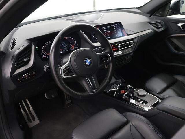 BMW 2-SERIE Gran Coupé 218i High Executive M Sport | Parkeercamera | Virtual Cockpit | Keyless go | Stoelverwarming | Navigatie |