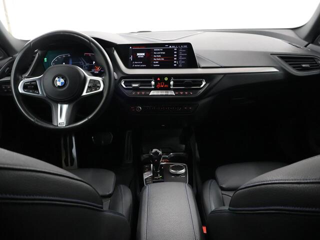 BMW 2-SERIE Gran Coupé 218i High Executive M Sport | Parkeercamera | Virtual Cockpit | Keyless go | Stoelverwarming | Navigatie |