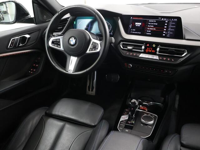 BMW 2-SERIE Gran Coupé 218i High Executive M Sport | Parkeercamera | Virtual Cockpit | Keyless go | Stoelverwarming | Navigatie |