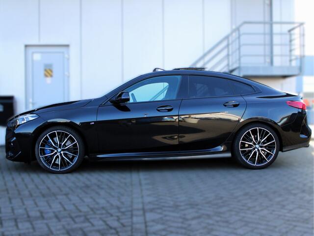 BMW 2-SERIE Gran Coupé 218i High Executive NL AUTO | PANO | LEDER | STUURWIELVERW | CAMERA |