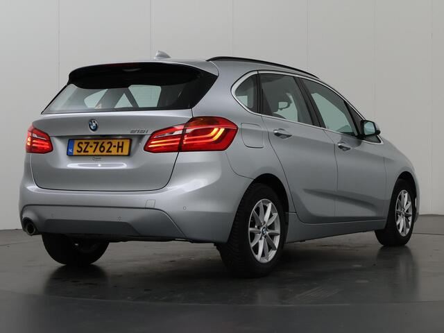 BMW 2-SERIE Active Tourer 218i Executive Launch Edition | Panoramadak | Navigatie | Parkeercamera | Elektr. Achterklep | Climate Control | Keyless Go |