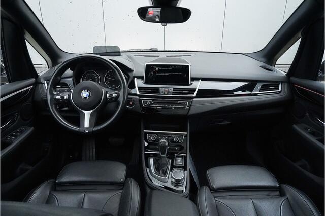 BMW 2-SERIE Active Tourer 225xe iPerformance High Executive | Head-up | LED | Adaptive Cruise Control | Pano