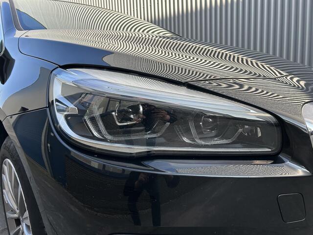 BMW 2-SERIE Active Tourer 225xe iPerformance Executive | leder| panoramadak| verwarmbare voorstoelen|