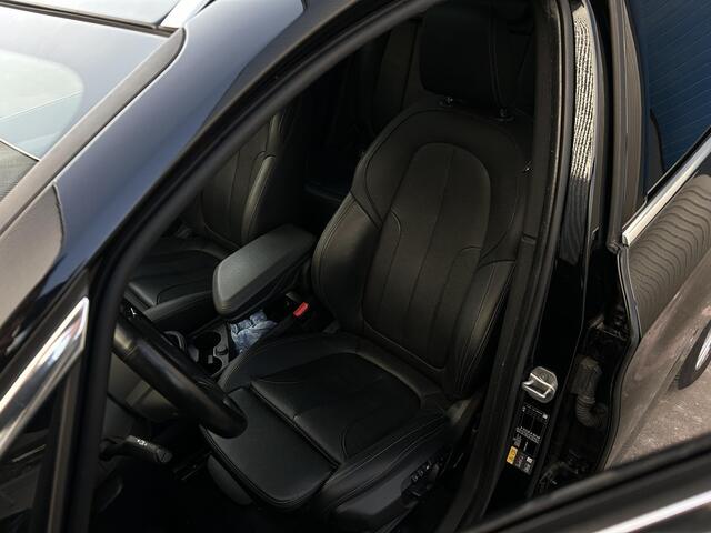 BMW 2-SERIE Active Tourer 225xe iPerformance Executive | leder| panoramadak| verwarmbare voorstoelen|