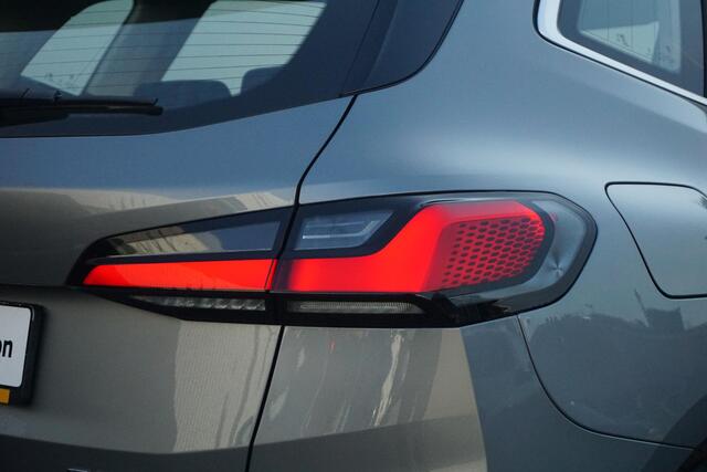 BMW 2-SERIE Active Tourer 225e xDrive Luxury Line