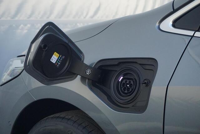 BMW 2-SERIE Active Tourer 225e xDrive Luxury Line