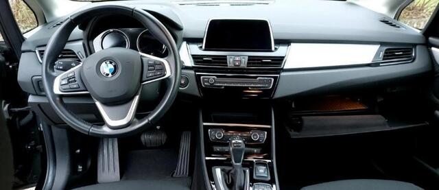 BMW 2-SERIE Active Tourer 225xe iPerformance Advantage | LM | Navigatie | pdc V+A |