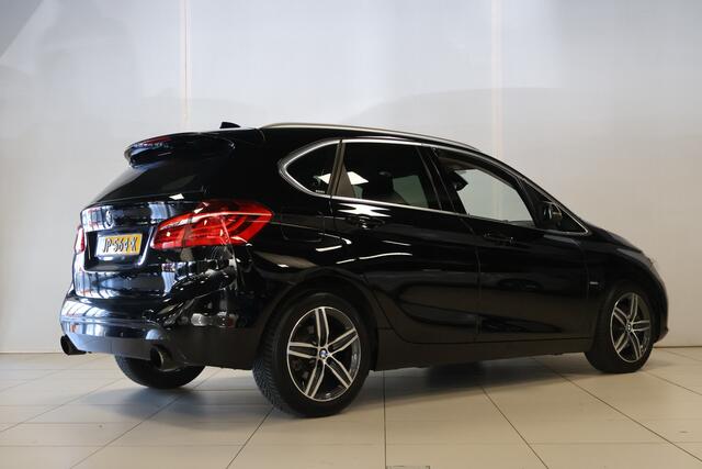 BMW 2-SERIE Active Tourer 220i Sport