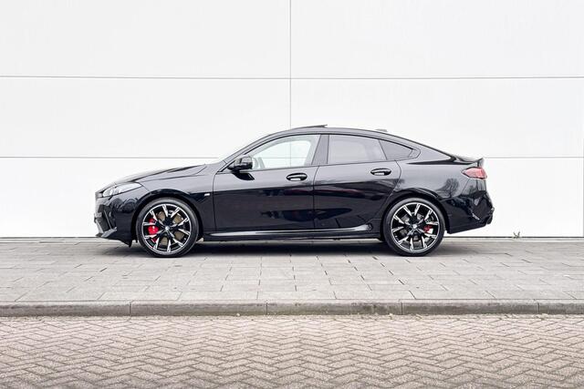 BMW 2-SERIE Gran Coupé 220 | M Sport Pro | Innovation Pack | Glazen Panoramadak
