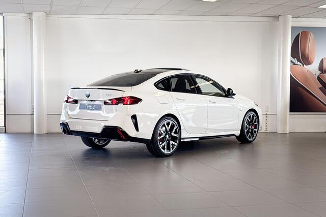 BMW 2-SERIE Gran Coupé 220 | M Sport Pro | Innovation Pack | Driving Assistant Plus