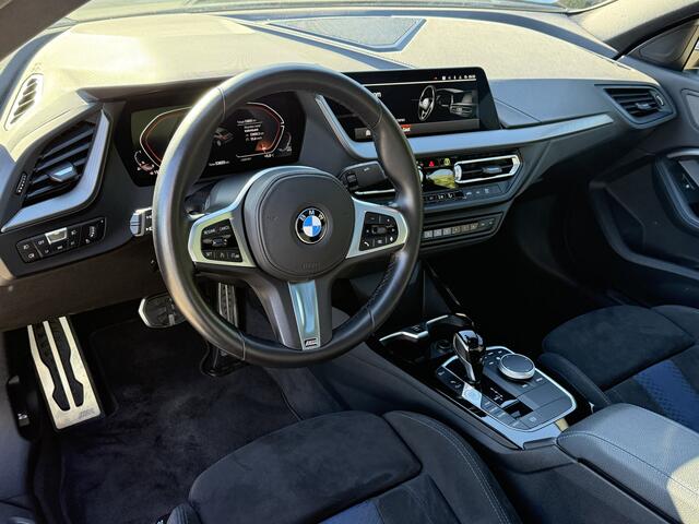 BMW 2-SERIE Gran Coupé 218i M-Sport Pro | Panorama | HiFi | M-Sportstoel | Camera | Cockpit Prof. | Shadow Line