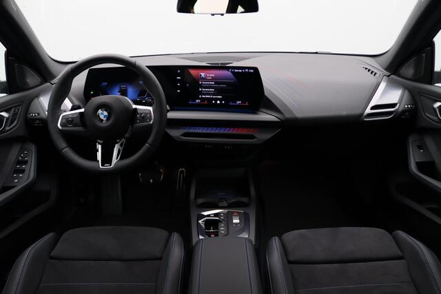BMW 2-SERIE Gran Coupé 220 M Sport Design Edition | Premium Pack | Comfort Access | Driving Assistant | Parking Assistant | Harman Kardon | 19''