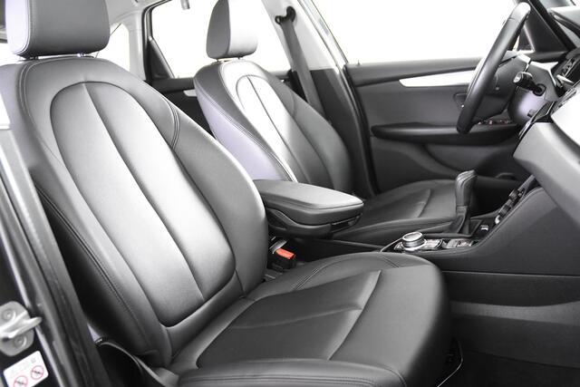 BMW 2-SERIE Active Tourer*1ste Eigenaar*Leer*Navigatie 216i