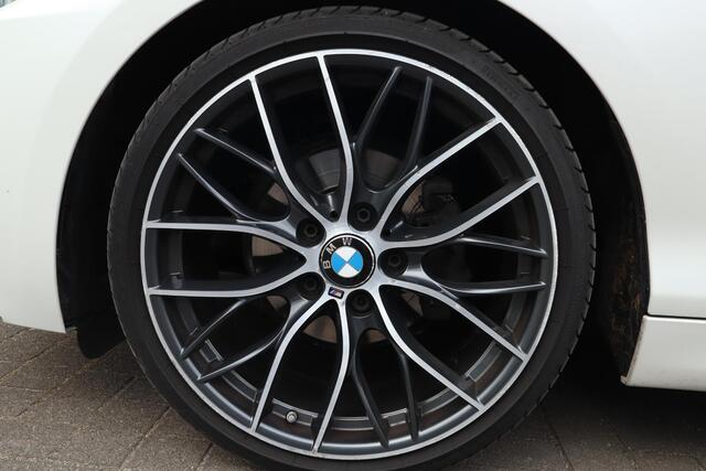 BMW 2-SERIE Cabrio 218i High Executive