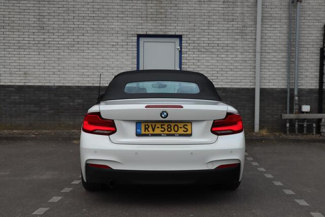 BMW 2-SERIE Cabrio 218i High Executive