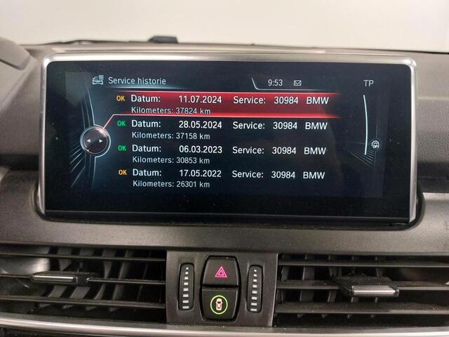 BMW 2-SERIE Active Tourer 225i xDrive Centennial High Executive Panoramadak, Afneembare trekhaak, Memory