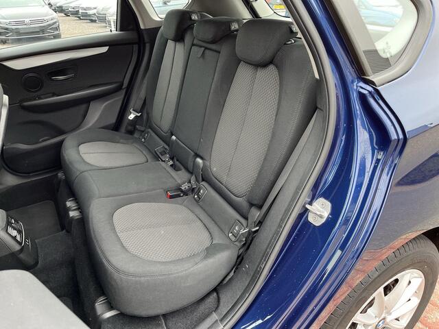 BMW 2-SERIE Active Tourer 218i Executive | 140Pk | Clima | Automaat | Dealer OH | Winterset |