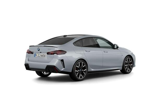 BMW 2-SERIE Gran Coupé 220 M Sport Package Pro | Equipment Package Pro