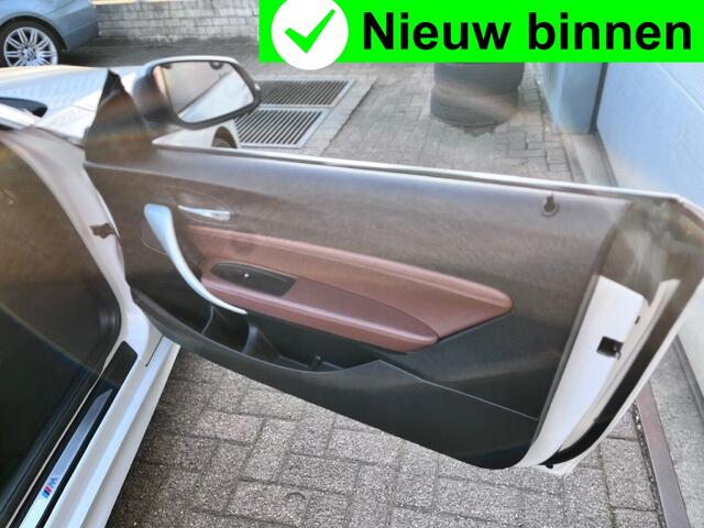 BMW 2-SERIE 220i M Sport Automaat|Navi|Leder|Lane-assist