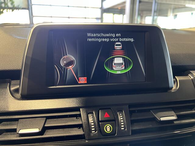 BMW 2-SERIE Active Tourer 216i Clima | Cruise | Trekhaak | Nette auto