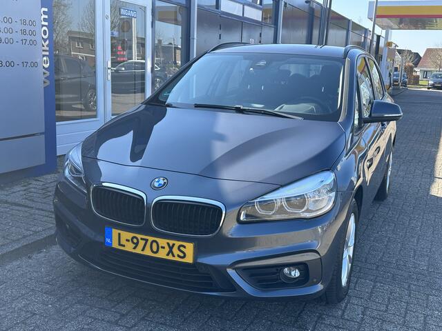BMW 2-SERIE Active Tourer 218i 136PK Executive | AUTOMAAT | Afn.Trekhaak | Voorstoelen verwarmd | Elekt. achterklep | Navi | Park. sens V+A | Climate | Keyless