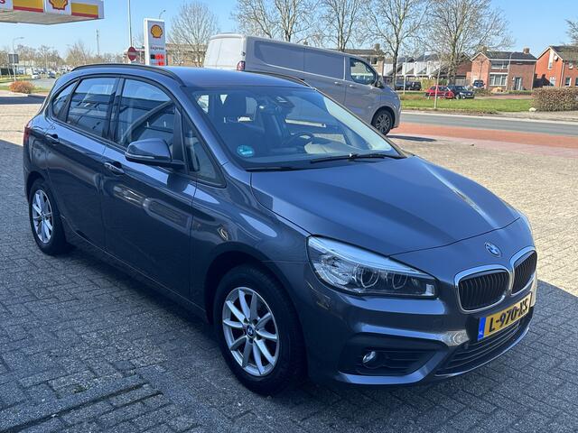 BMW 2-SERIE Active Tourer 218i 136PK Executive | AUTOMAAT | Afn.Trekhaak | Voorstoelen verwarmd | Elekt. achterklep | Navi | Park. sens V+A | Climate | Keyless