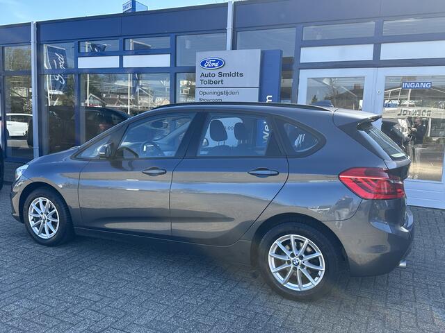 BMW 2-SERIE Active Tourer 218i 136PK Executive | AUTOMAAT | Afn.Trekhaak | Voorstoelen verwarmd | Elekt. achterklep | Navi | Park. sens V+A | Climate | Keyless