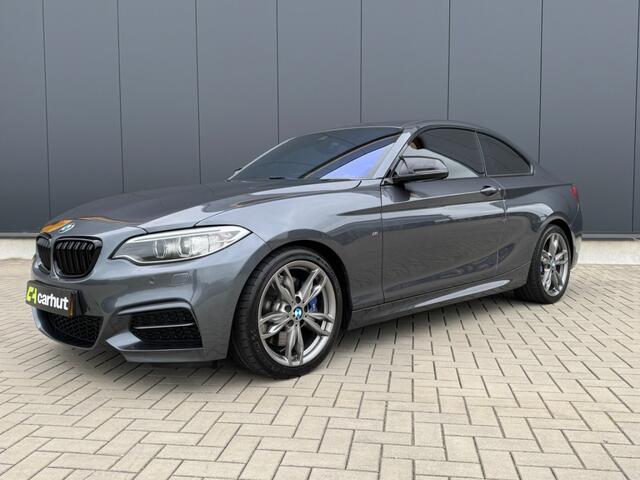 BMW 2-SERIE M235I EXECUTIVE Leer , 4x Michelin, Harman Kardon