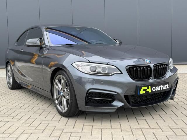 BMW 2-SERIE M235I EXECUTIVE Leer , 4x Michelin, Harman Kardon