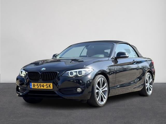 BMW 2-SERIE Cabrio 220i High Executive