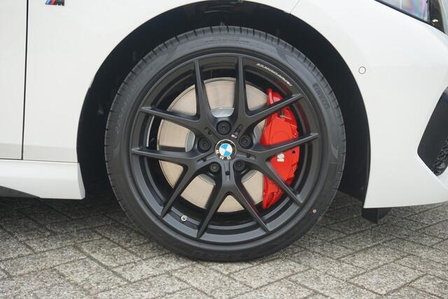 BMW 2-SERIE Gran Coupé 220i High Executive M Sport Hifi / Panorama Dak / Comfort Acces / Stoelverwarming