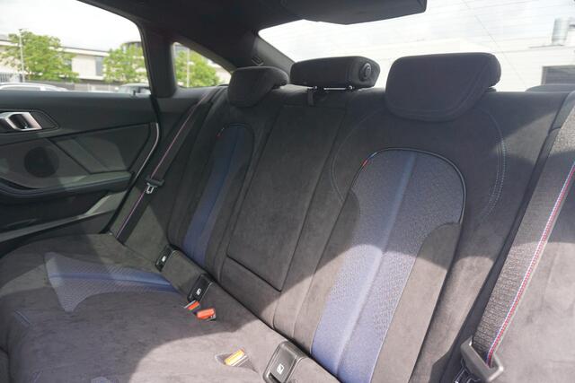 BMW 2-SERIE Gran Coupé 220i High Executive M Sport Hifi / Panorama Dak / Comfort Acces / Stoelverwarming
