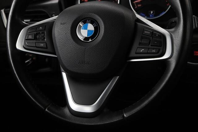 BMW 2-SERIE Active Tourer 225xe iPerformance High Executive | Panoramadak | Leder | Sport Line | Stoelverwarming | Head-Up | Full LED | Sportstoelen | Navigatie | Keyless | Climate control
