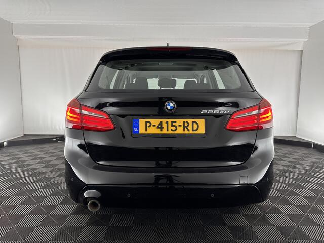 BMW 2-SERIE Active Tourer 225xe iPerformance High Executive Aut. *HEAD-UP | FULL-LED | SPORT-SEATS | NAVI-FULLMAP | HEATED-SEATS | 17''ALU | ECC | PDC | CRUISE*