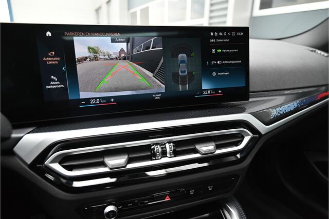 BMW 2-SERIE Coupé 220i M-PERFORMANCE / SCHUIFDAK / M-SEATS / CARBON / MEMORY / CAMERA / 20" / UNIEK