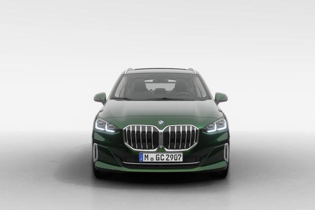 BMW 2-SERIE Active Tourer 220i | Luxury Line | Premium Pack | Travel Pack