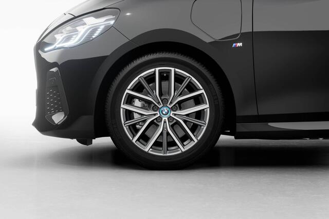 BMW 2-SERIE Active Tourer 225e xDrive | M Sport | Premium Pack | Travel Pack